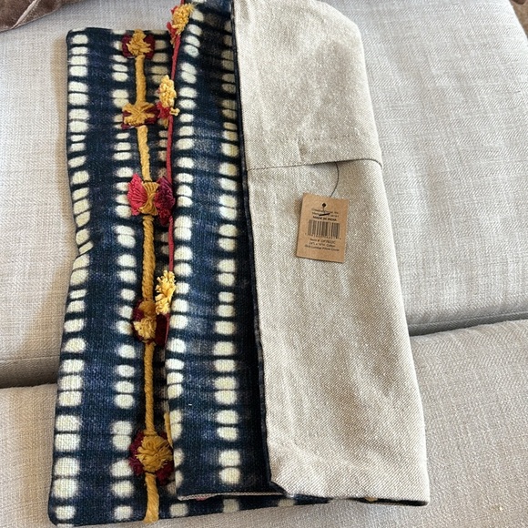 Creative Co-Op Cotton Slub Tie Dye Lumbar Pillow Cover Embroidered Accents, Navy - Picture 6 of 6